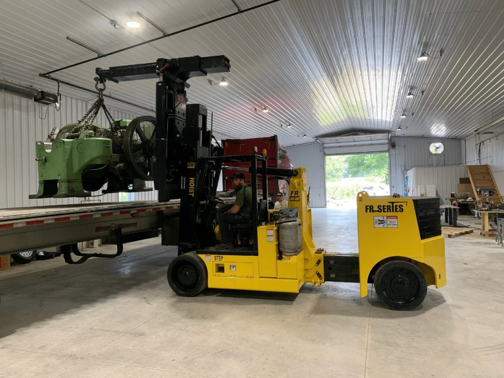 Understanding Load-Bearing Capacity in Heavy Equipment Moving